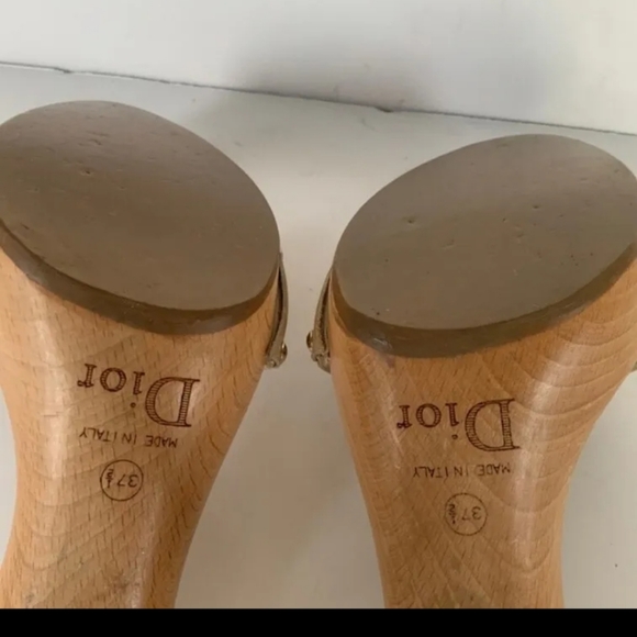 Authentic Dior Clog Gold Heels size 7.5 - Picture 5 of 9
